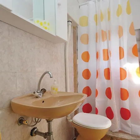 Pet Friendly Home In Postira With Kitchen * Postira